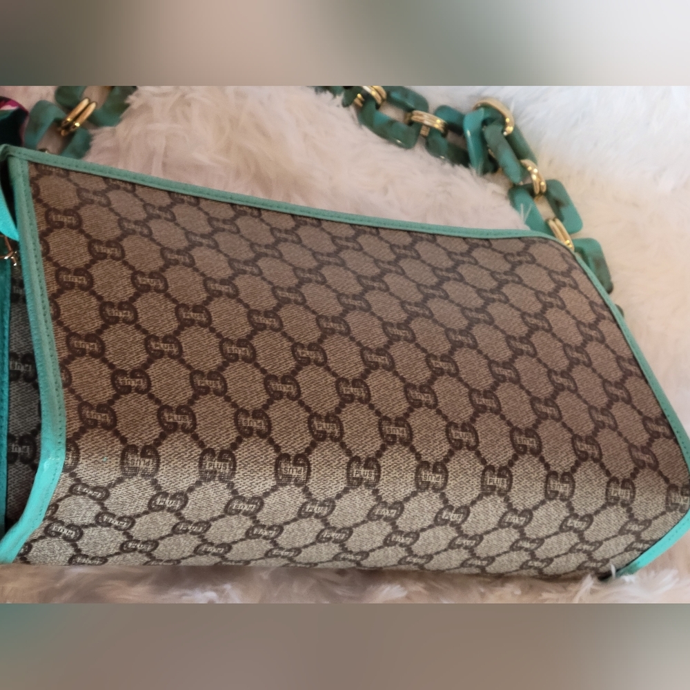 Gucci Beige and Teal Shoulder Bag - Picture 9 of 17
